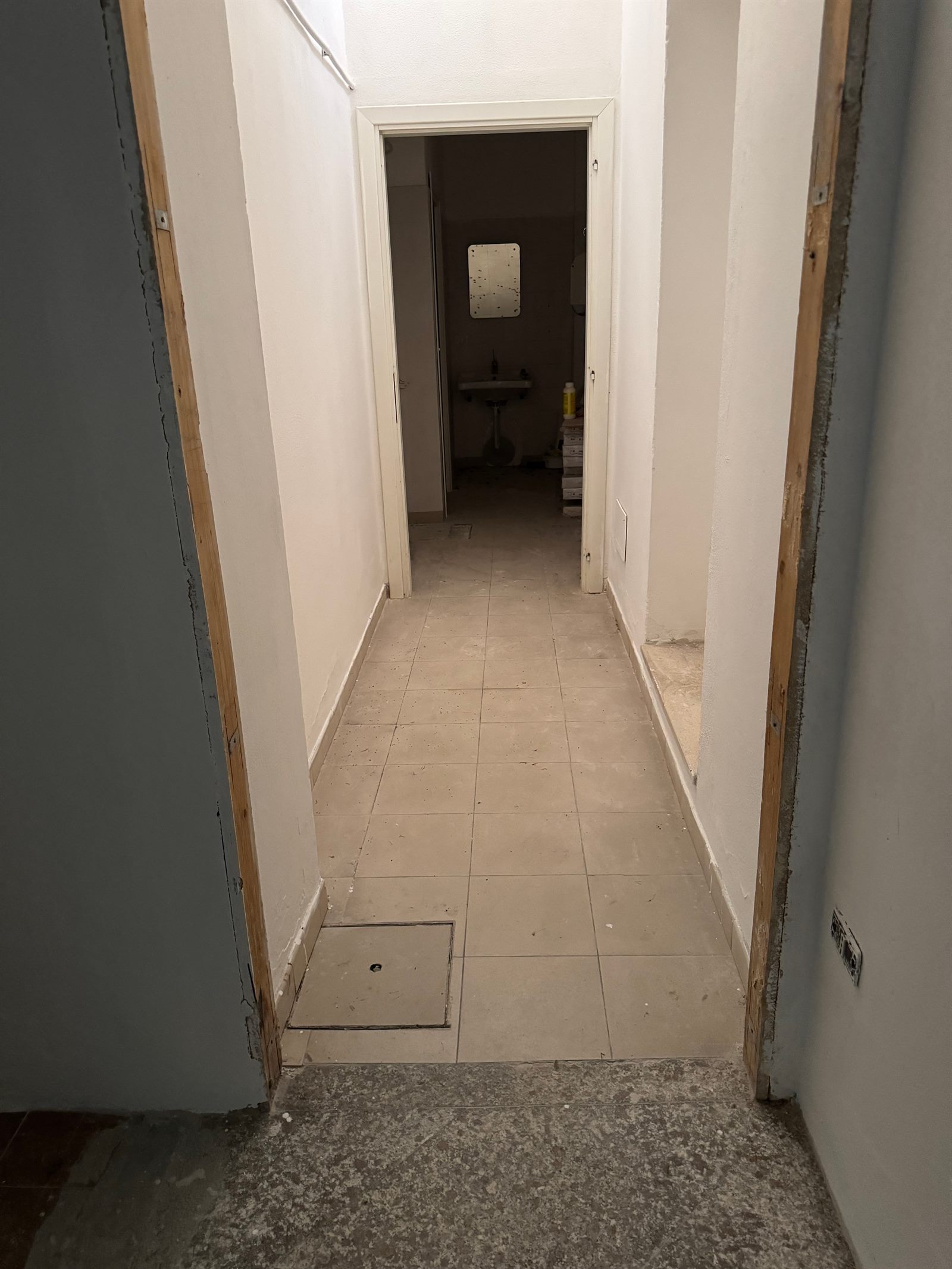 Locale in via Giuseppe Garibaldi, 16 — foto 9 di 13