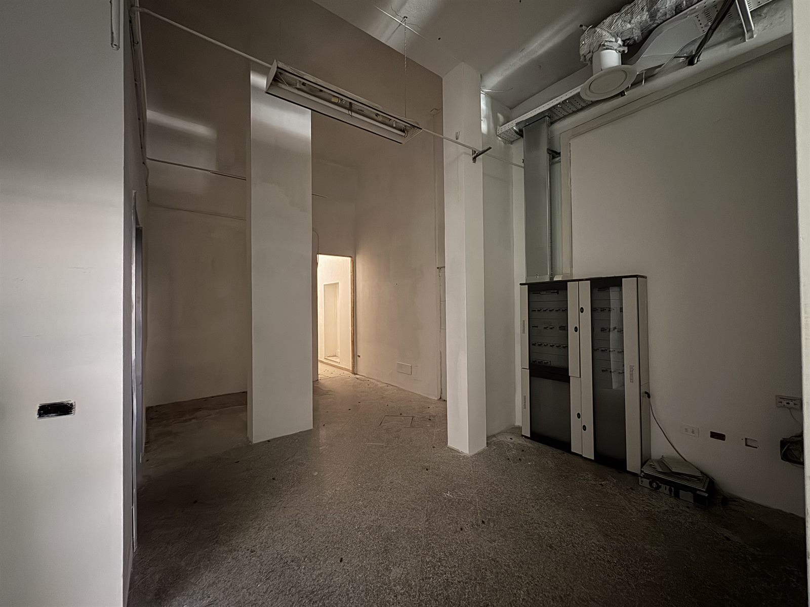 Locale in via Giuseppe Garibaldi, 16 — foto 10 di 13