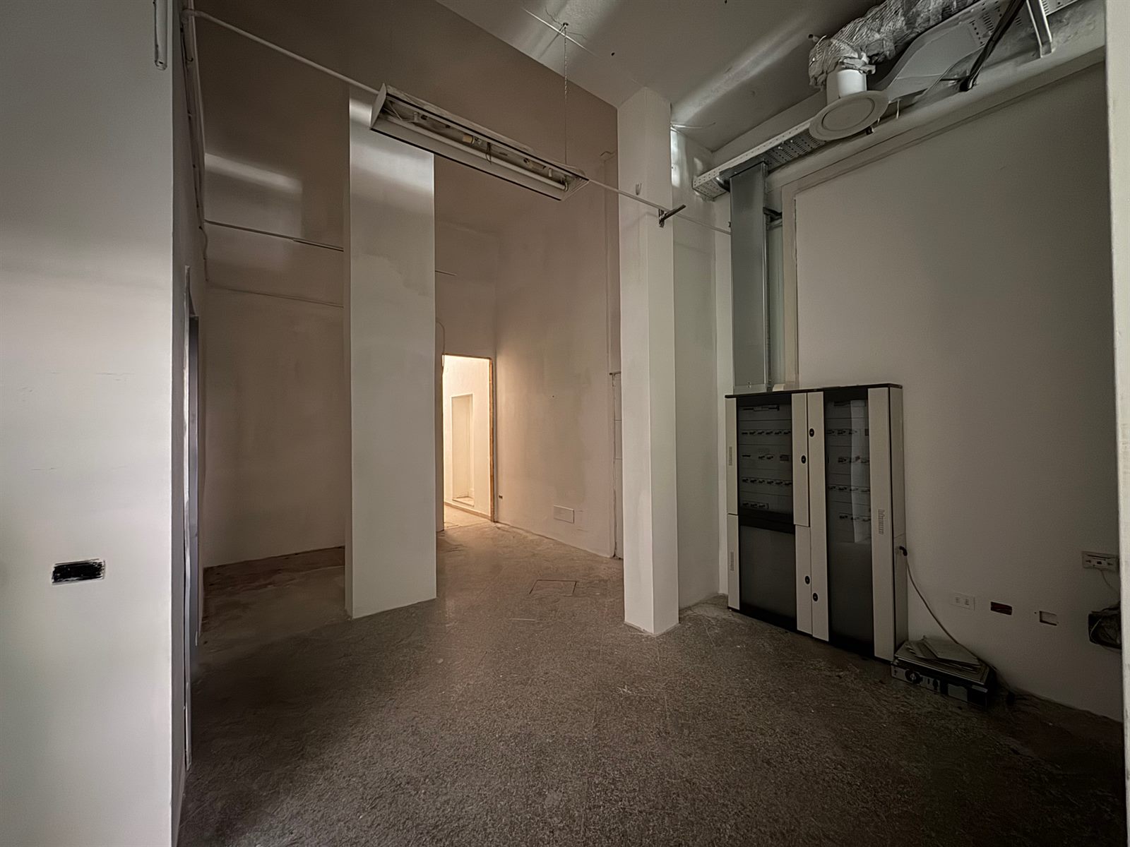 Locale in via Giuseppe Garibaldi, 16 — foto 11 di 13