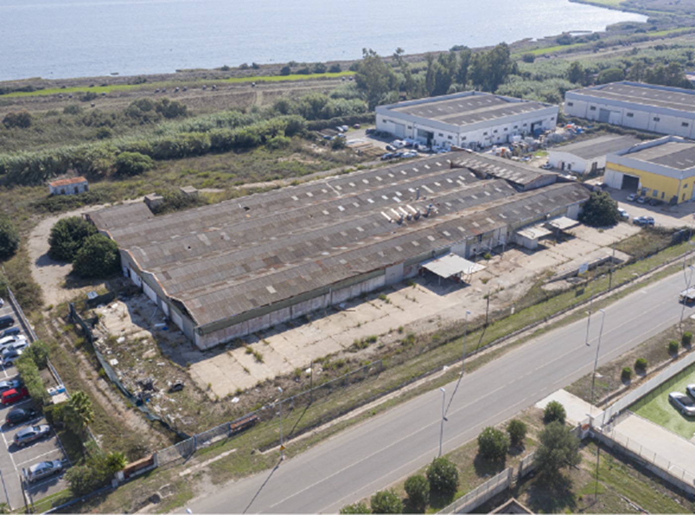 Lotto edificabile di 15.900 m² in zona industriale, via Parigi