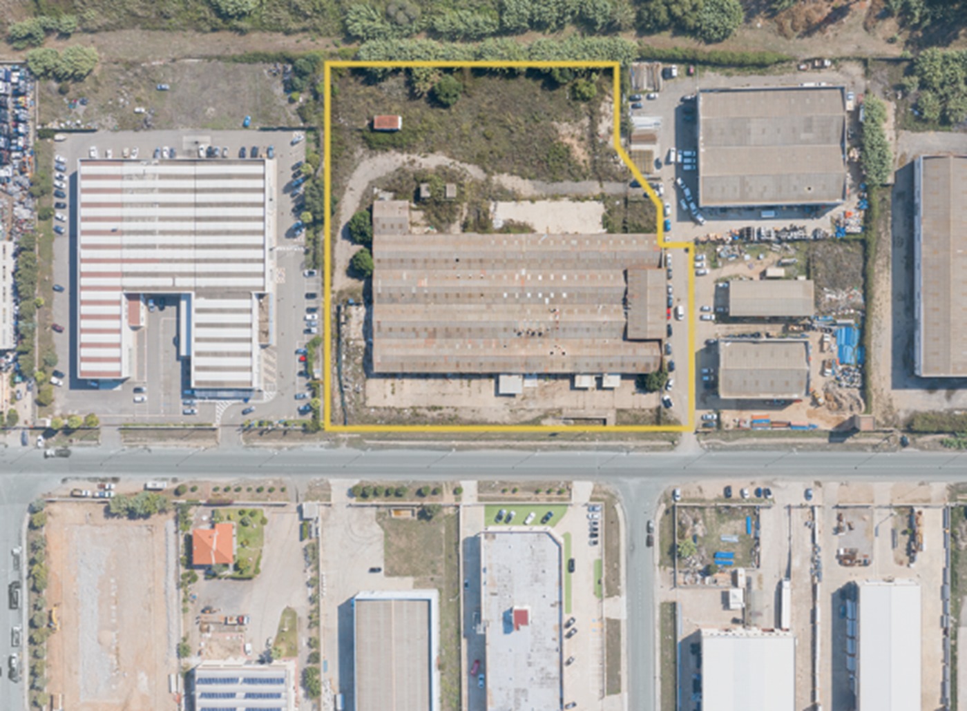 Lotto edificabile di 15.900 m² in zona industriale, via Parigi — foto 2 di 14