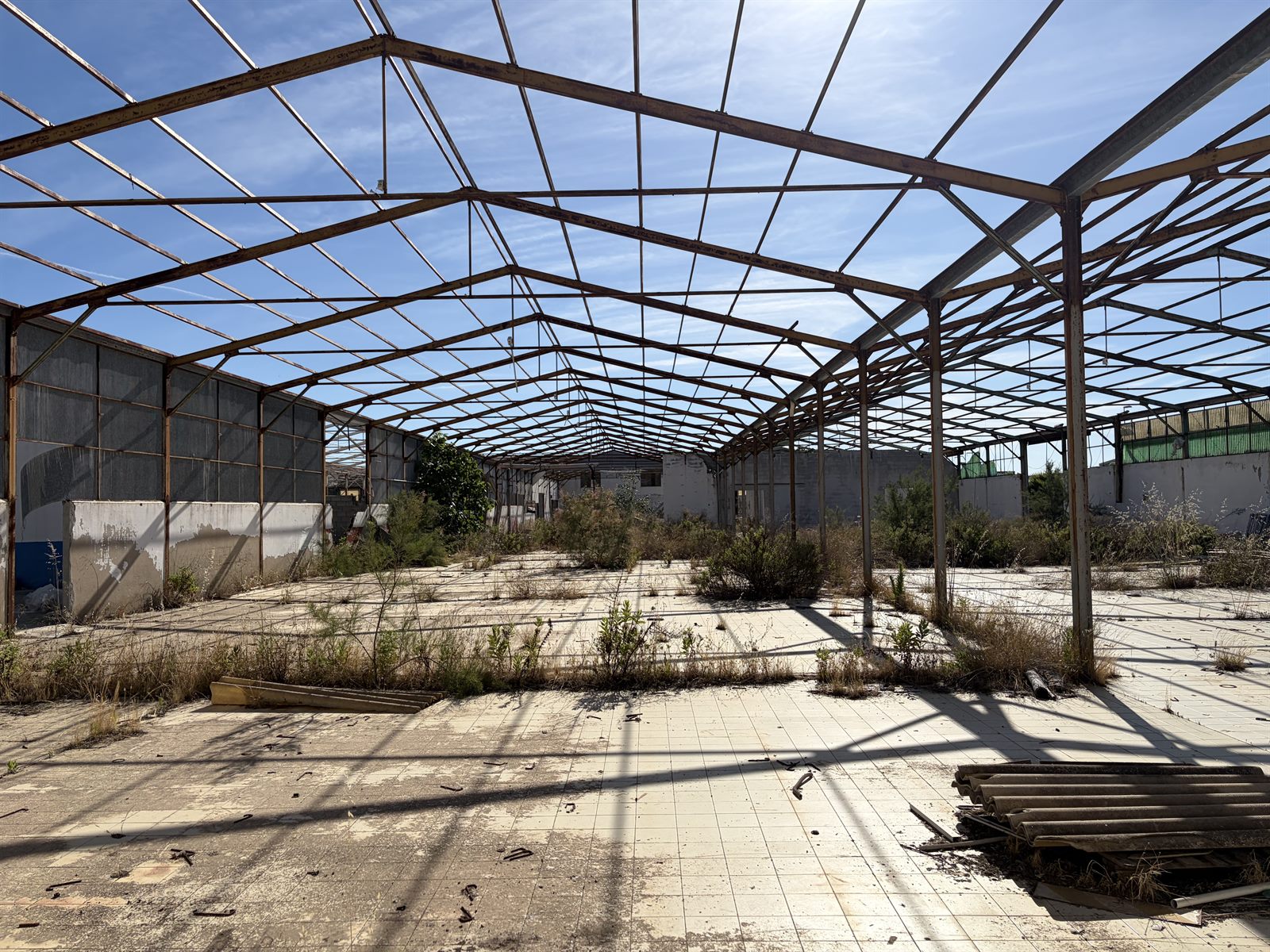 Lotto edificabile di 15.900 m² in zona industriale, via Parigi — foto 8 di 14
